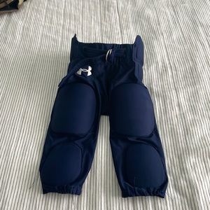 Under Armour Youth Small padded football pants